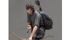The Last of Us Part II - Ellie With Bow szobor (Dark Horse)